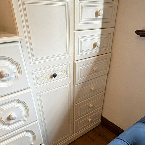 Alstons furniture white - alstons,